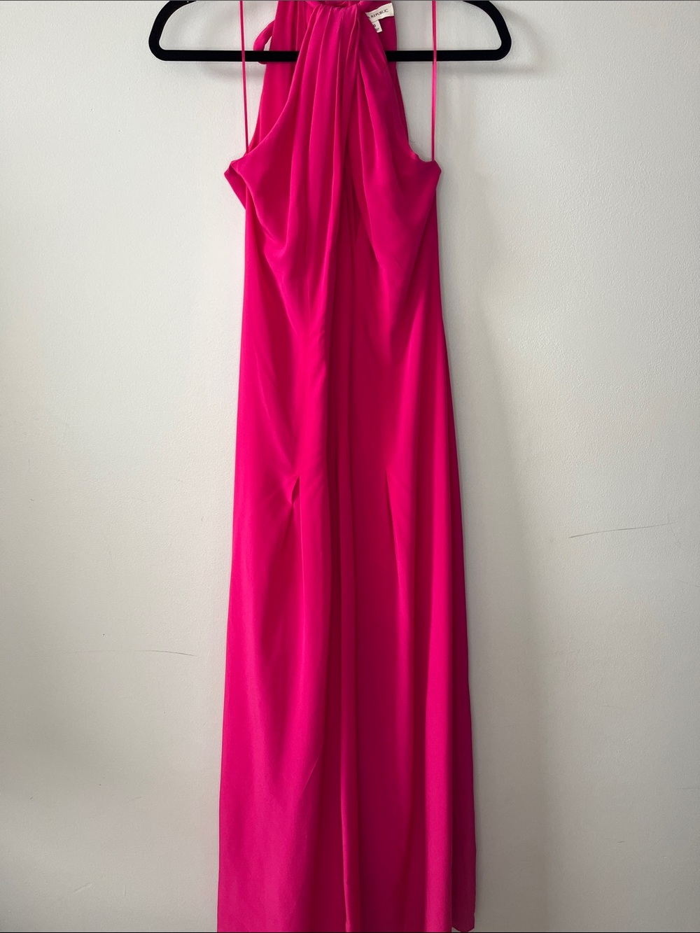 NWOT Banana Republic Matte Silk Halter Maxi Dress with slit in Hot Pink spring’2